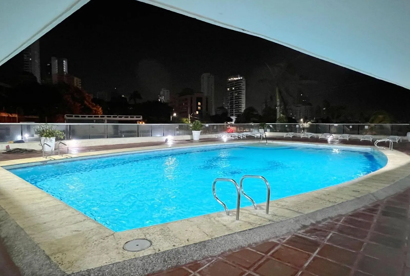 Comodo Apartamento Cerca A La Playa Por Parceros Group Cartagena Apartment